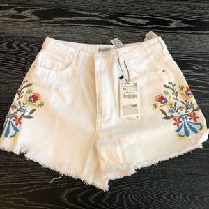 Zara embroidered white shorts
